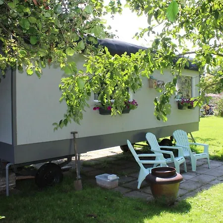 Panzió Gardenhouse On Wheels Amszterdam